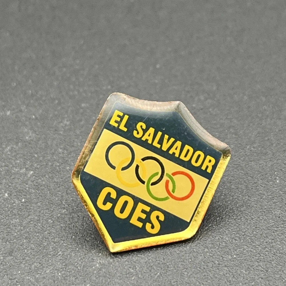 El Salvador COES Olympic Committee Shield Crest Lapel‎ Hat Pin